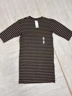 新品　ユニクロ　ボーダークルーネックワンピース七分袖