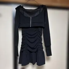 GRLフード付きブラックミニワンピース