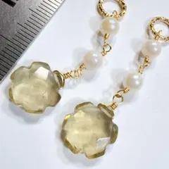 サービス品＊天然石のチャームn16 シャンパンクォーツ　あこや真珠