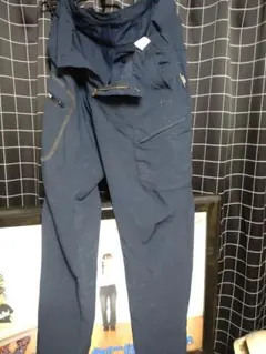 Item thumbnail for item 15225052-afe7-4d99-8d3d-1533ce24317d