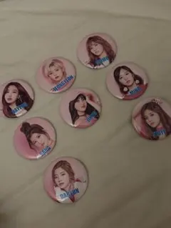 2025年最新】twice ナヨン 缶バッチの人気アイテム - メルカリ