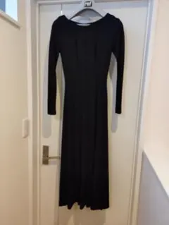 シビラ黒 長袖 ロングワンピース