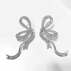 Item thumbnail for item 649ea8e7-c03b-4a70-9b49-01b7f5798c79