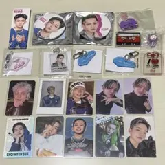 treasure ヒョンソク カプセルトイ トレカ 缶バッジ