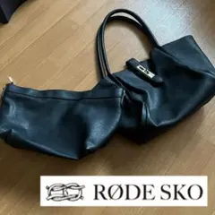 ロデスコ　ショルダーバック　ポーチ付き