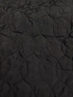 2.2m　オーバーウェーブ柄　キルティング　ブラック