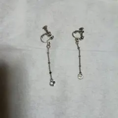 シルバー クリスタルドロップ イヤリング