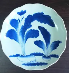 【極美品】李荘窯 有田焼 染付 輪花 桃紋/花蝶文 楕円皿 取皿 極美品】李荘窯 有田焼 染付 輪花 桃紋/花蝶文 楕円皿 取皿 - メルカリ