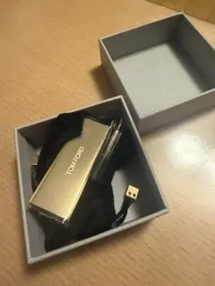 TOM FORD ゴールドカラーリップカラー キーホルダー チャーム