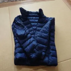 UNIQLO ウルトラライトダウン ネイビー