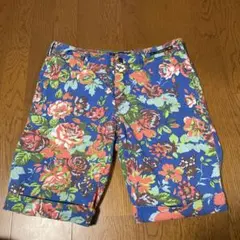 美品PT TORINO BERMUDA 花柄ショートパンツ 48のサムネイル