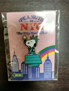 スヌーピー ピンバッジ PEANUTS in NYC