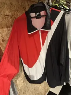 NIKE ジャケット 山田涼介 RED - メルカリ