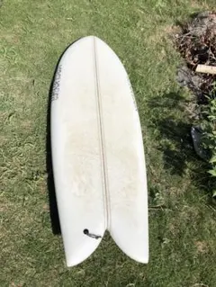 レトロツインフィッシュ5.10厚さ浮力あり ラリーメイビル サーフボード クラッシック フィッシュ 5'10