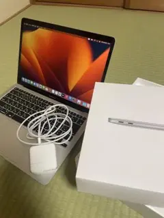 MacBook Air Retina 2020 13インチ　256GB
