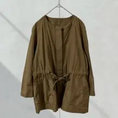 T204【ミデュー】ノーカラージャケット　羽織り　薄手　ギャザー　紐付き　３