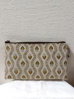 フランスのサフェコの生地で作ったポーチ　20cm　マチ付　インポート生地　上品