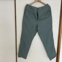 ストレートレッグパンツ