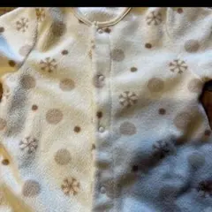 フリースロンパース クリーム色