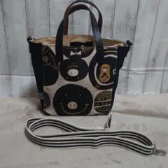 【美品】アルベロベロブタ✾さん2WAYショルダーバッグ✾ショルダー紐付✾ブラックのサムネイル