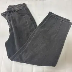 グレー ハイウエスト ストレートデニムパンツ