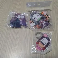 鬼滅の刃　竈門炭治郎　竈門禰豆子　アクリルキーホルダー
