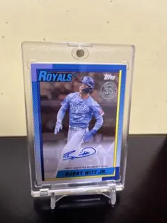 ボビーウィットジュニア　Topps 2023 50枚限定　直筆サインカード Amazon.co.jp: ボビーウィットジュニア Topps 2023 50枚限定 直筆
