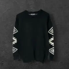 即日発送　幾何学模様（背面）ニットセーター M