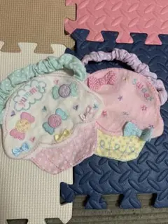 カップケーキ型スタイ 2枚セット