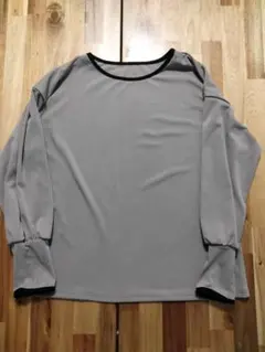 長袖 プルオーバー