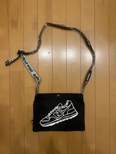 ニューバランス　サコッシュ