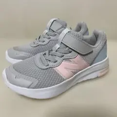 New Balance キッズ スニーカー グレー/ピンク