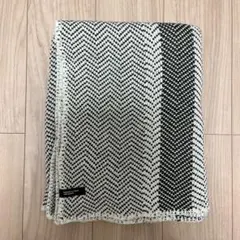 北欧暮らしの道具店　わが家になじむ冬じたく　ヘリンボーン柄のやわらかブランケット