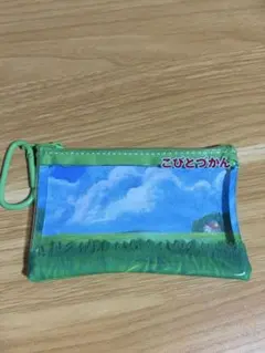 新品★こびとづかん カラビナ付きクリアポーチ