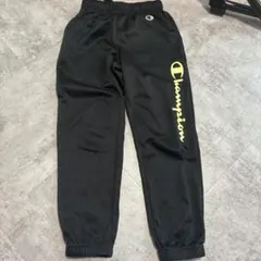 Champion 黒 ジャージパンツ　140