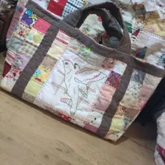 ハンドメイド鳥刺繍トートバッグ 大きめ