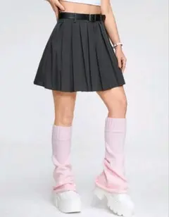 黒のプリーツミニスカート ベルト付き