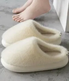 ふわふわ厚底ルームシューズ✨暖かい裏ボア/滑り止め/男女兼用