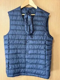ウルトラライトダウン ダウンベスト