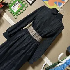 昭和レトロ ✦柄生地✦ タックデザイン 長袖ブラウス ヴィンテージ 古着 黒