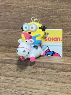 USJ限定　ミニオンズ　ボブ　チャーム