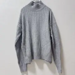 美品★リブ編み　タートルネック　セーター グレー　【S】　　お出かけ　大人