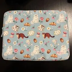 Paul & Joe 猫とスイーツのマルチケース