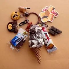 【くま様専用】じゃらじゃらキーホルダー チョコマーブルチョコアイス 135