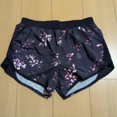 Under Armour ランニングパンツ ショートパンツ SM レディース