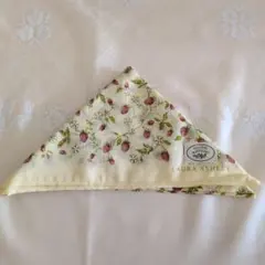LAURA ASHLEY 花柄ハンカチ クリーム色