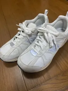 New Balance ホワイト スニーカー　28センチ