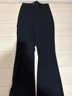 GU カラーフレアパンツ　試着のみ　S ブラック