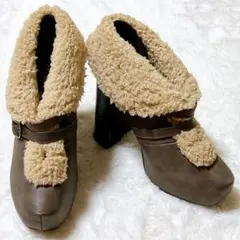 【新品】ファー付きブーティ Sサイズ