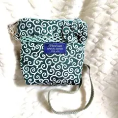 Item thumbnail for item 268c5837-f837-42f1-bbf5-d59c55b238e9